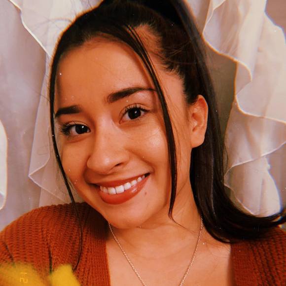 Meet your Posher, Roxanna - Picture 1 of 1